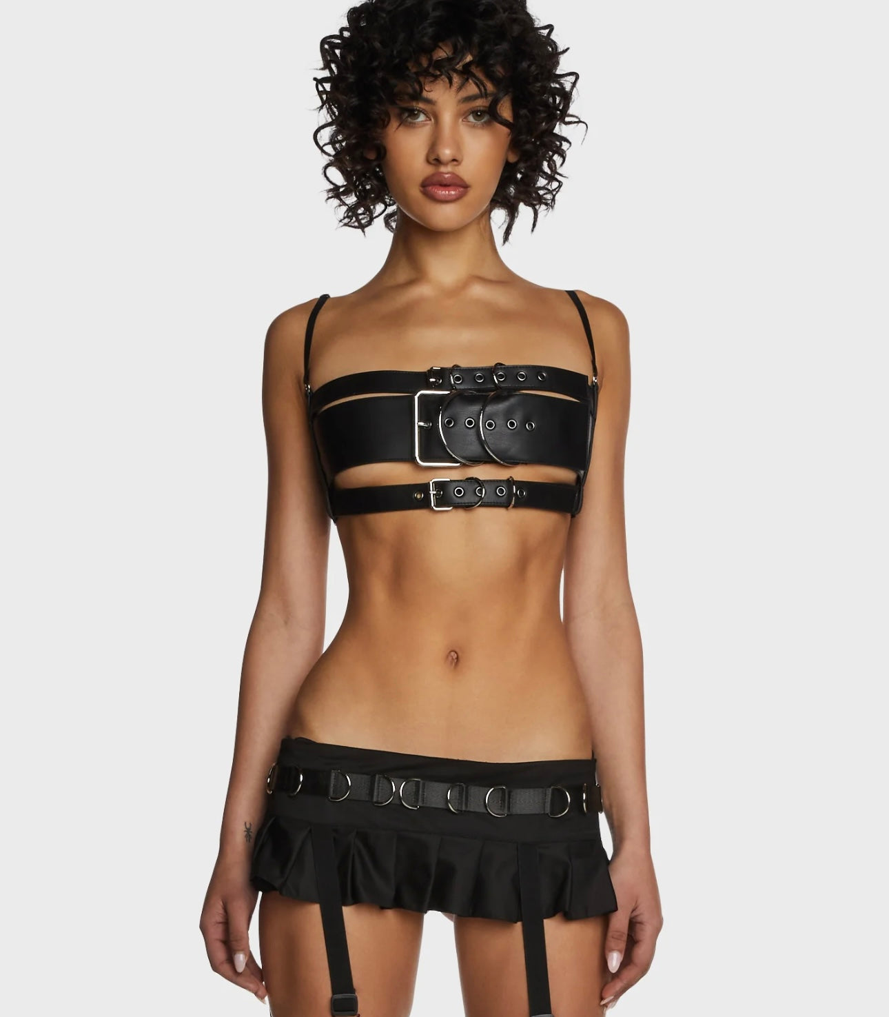 Buckle belt top